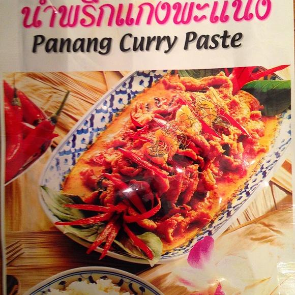 Kurczak curry ze szpinakiem i pomidorami