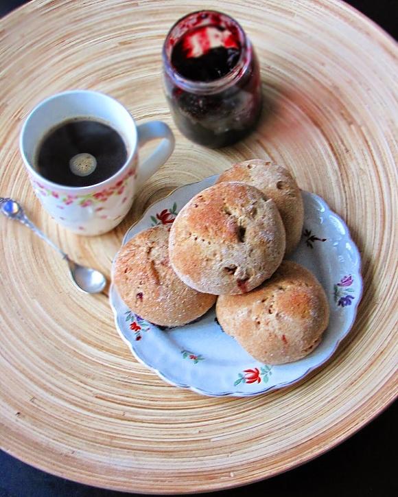 Pełnoziarniste pieczone pączki