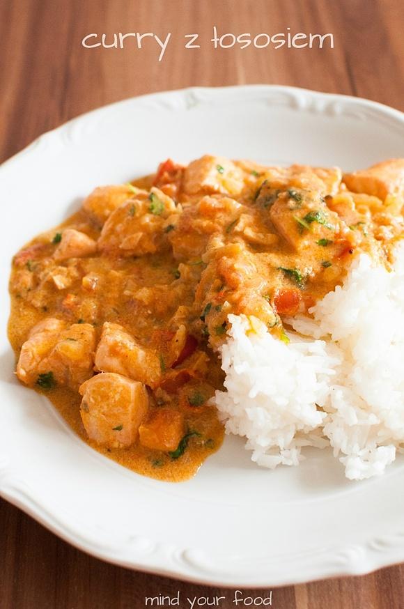 Lagodne curry z łososiem