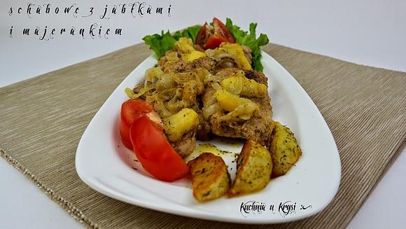 Kotlety schabowe z jabłkami i majerankiem