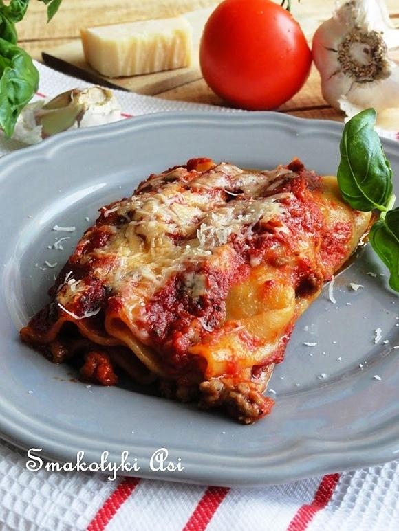 Canneloni w sosie pomidorowym