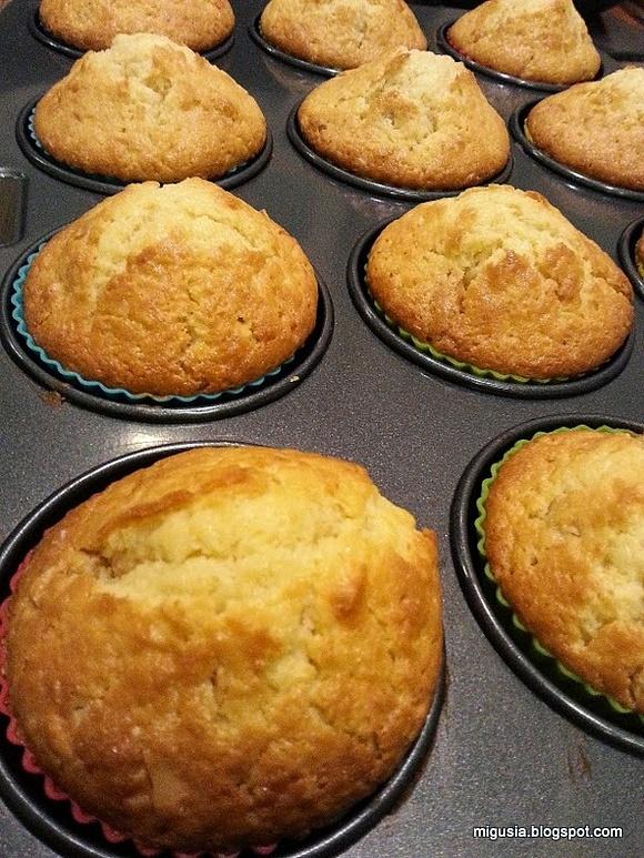 Muffiny z masłem orzechowym i solonymi orzeszkami ziemnymi