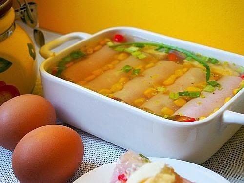 Roladki z szynki z kaszą jaglaną i serem feta