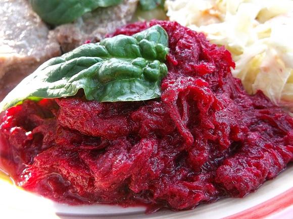 Buraczki na gorąco ze śmietaną