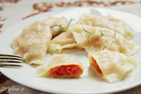 Pierogi z czerwoną soczewicą