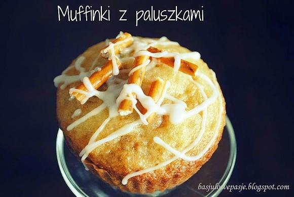 Muffinki ze słonymi paluszkami