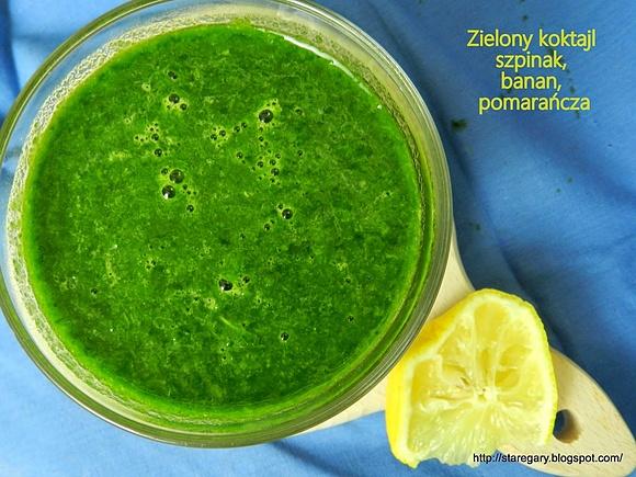 Zielony koktajl szpinak banan pomarańcza zdrowy napój do picia