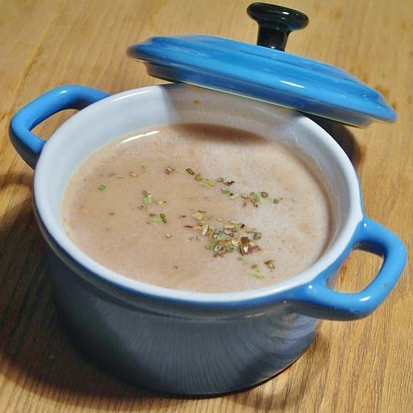 Toskańska kremowa zupa fasolowa Zuppa di fagioli alla toscana
