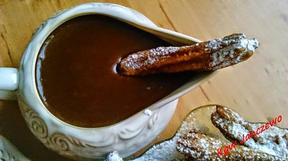 Churros - hiszpańskie ciastka na tłusty czwartek
