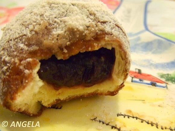 Pączki z cukrem cynamonowym