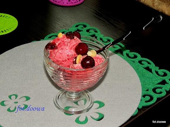 Lody wiśniowe