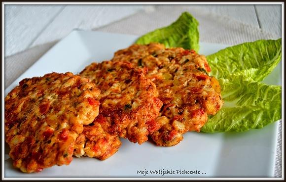 Siekane kotlety drobiowe z papryką