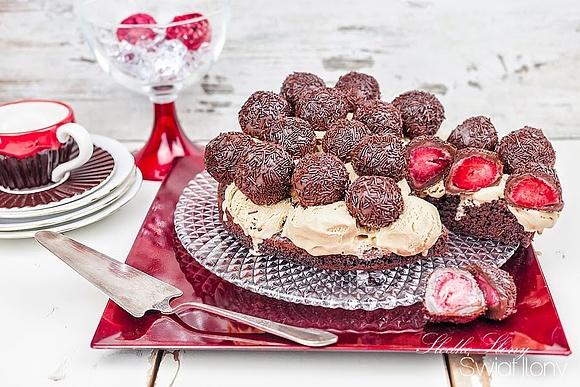 Brigadeiro z lodami - brazylijski tort na walentynki