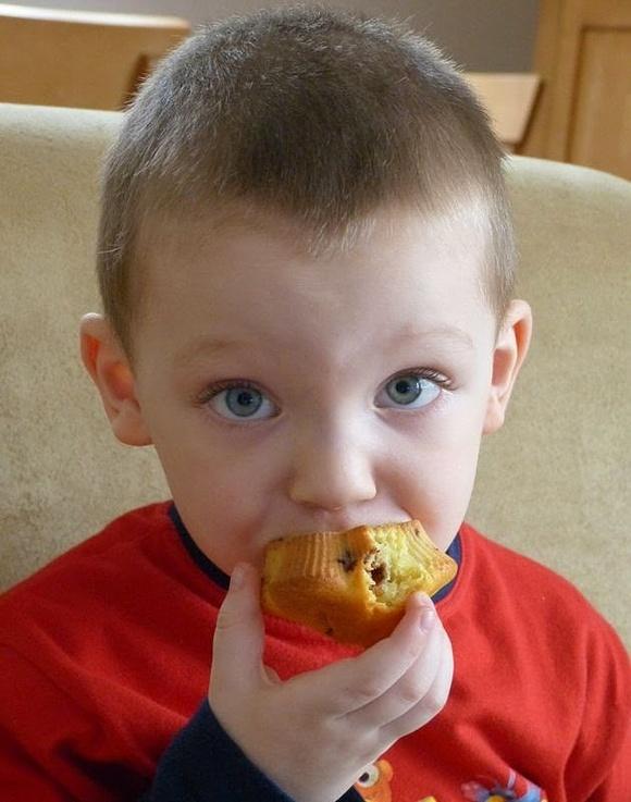 Muffinki z kawałkami czekolady