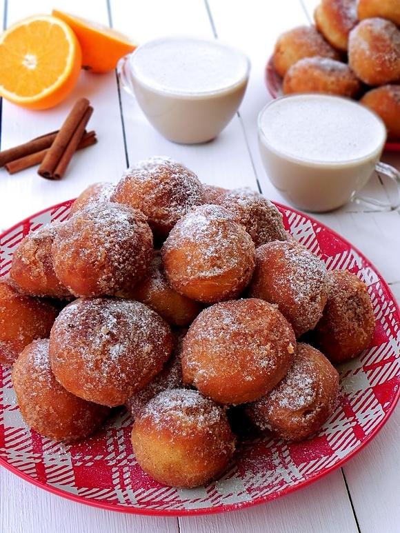 Pączki cynamonowe