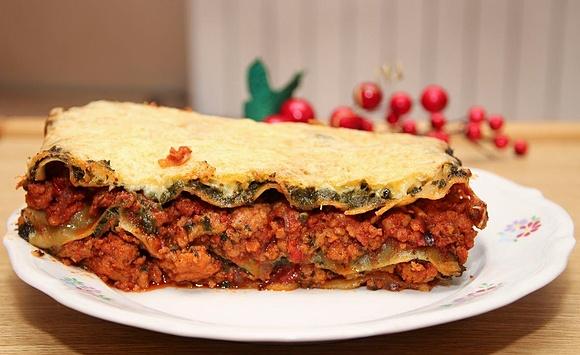 Lasagne z mięsem mielonym i szpinakiem - szybki obiad dla rodziny