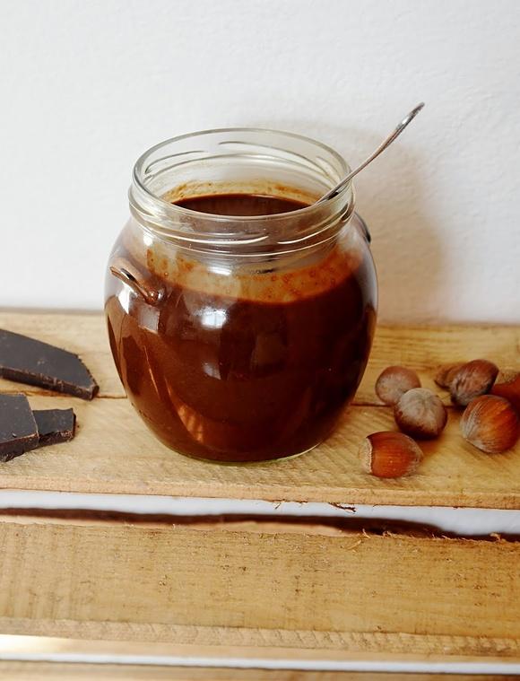 Domowa Nutella - łatwa w przygotowaniu krem czekoladowo-orzechowy