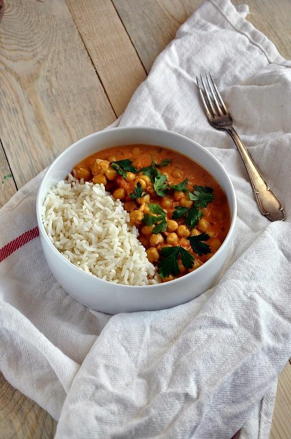 Curry z ciecierzycą