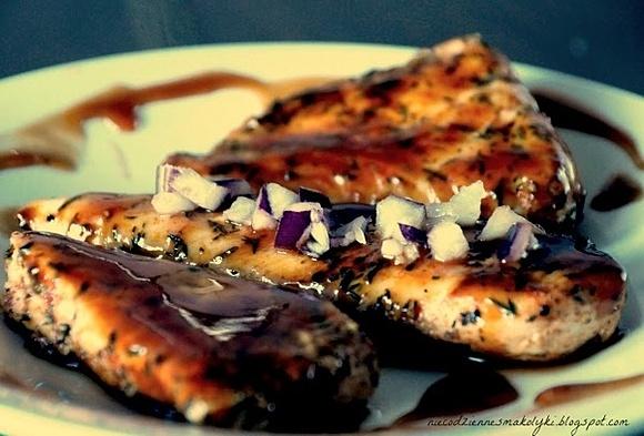 Pikantny kurczak w sosie BBQ