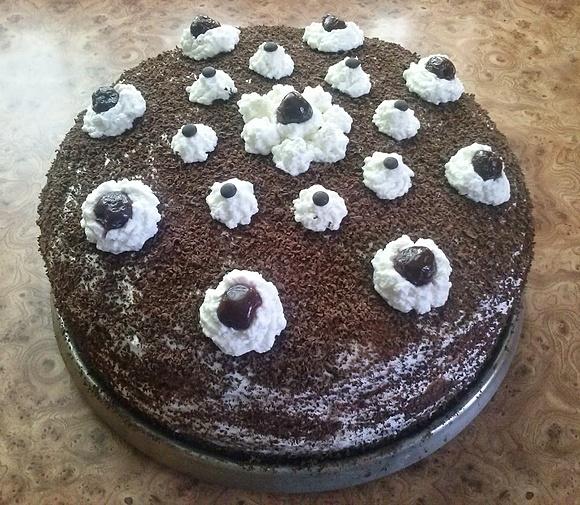Tort Czarnolas