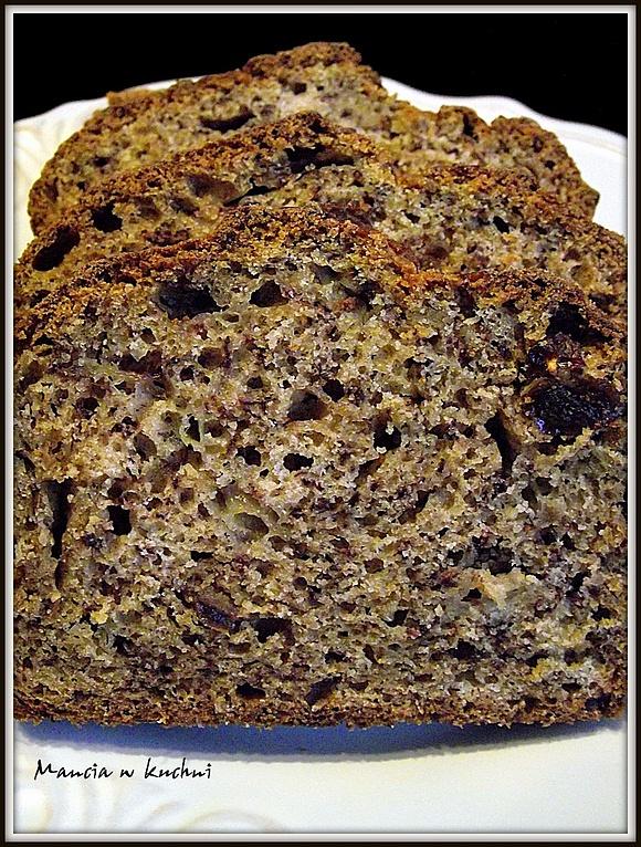 Chlebek bananowy - miękki i aromatyczny wypiek do kawy