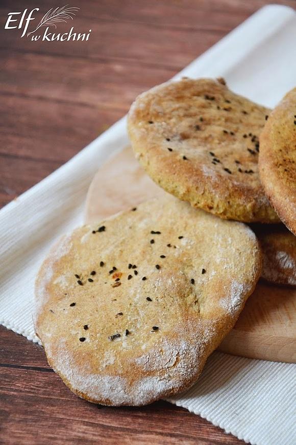Chlebki naan