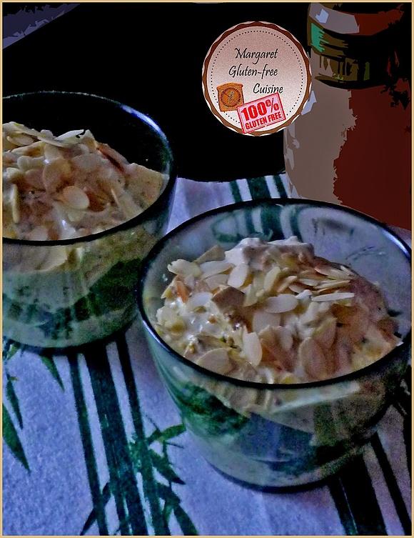 Sałatka brokułowa z tofu, migdałami i sosem majonezowo-jogurtowym
