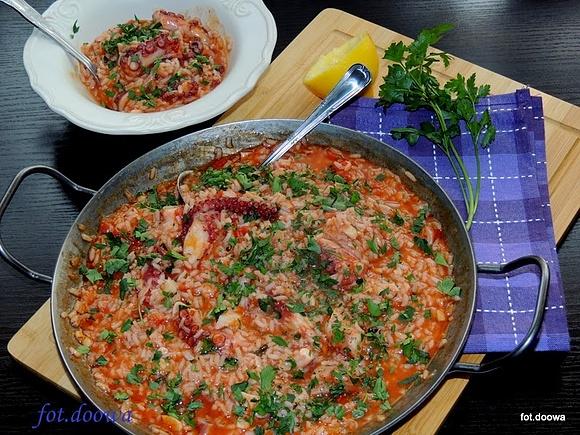 Arroz de Polvo potrawka z ośmiornicy i ryżem
