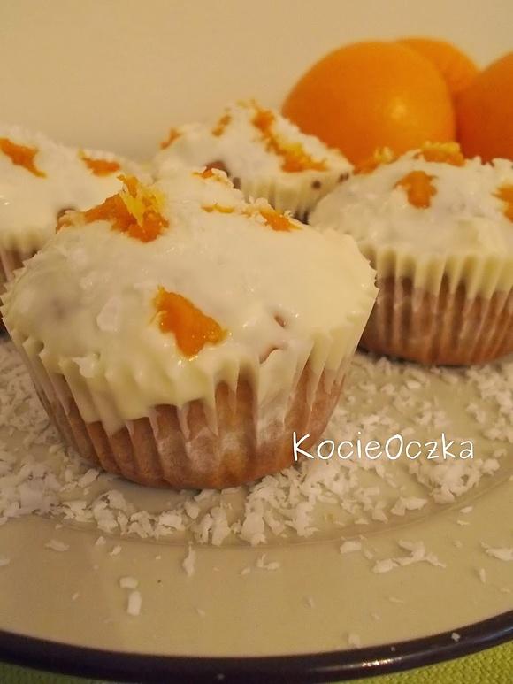 Muffiny kokosowo-pomarańczowe z mlekiem kokosowym