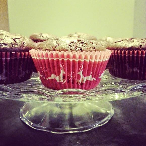 Muffinki piernikowe z powidłami śliwkowymi