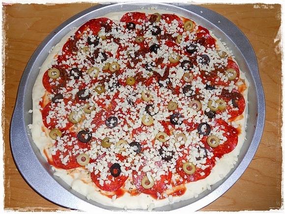 Ciasto na pizzę podstawowe