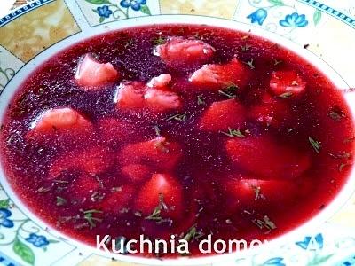 Barszcz czerwony czysty na domowym zakwasie i świeżych burakach