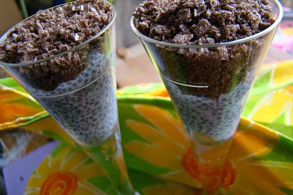 Deser z nasion chia