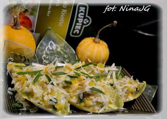 Risotto dyniowe z cheddarem w cykorii