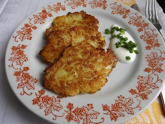 Placki ziemniaczane z kapustą kiszoną