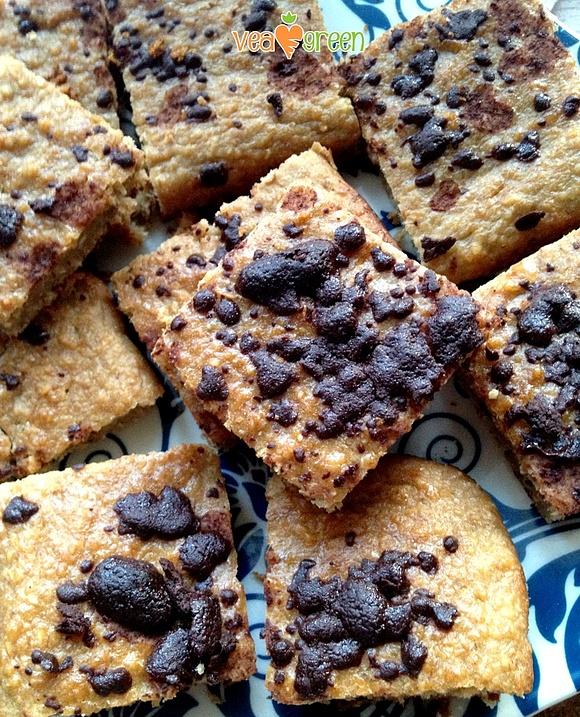 Wegański placek bananowy bez nabiału cukru i glutenu