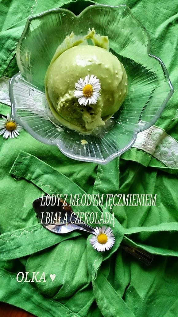 Lody kokosowe z młodym jęczmieniem i białą czekoladą