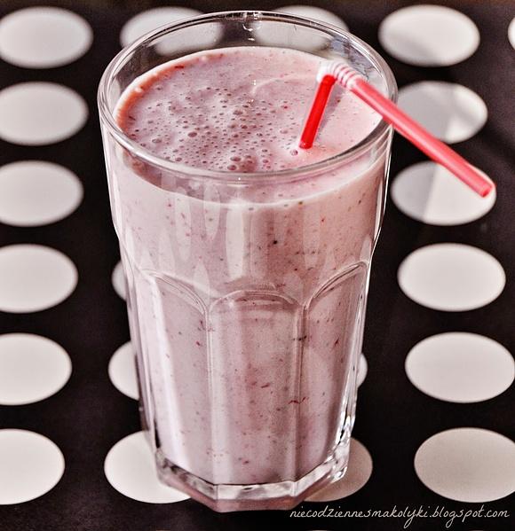 Truskawkowo-waniliowy shake