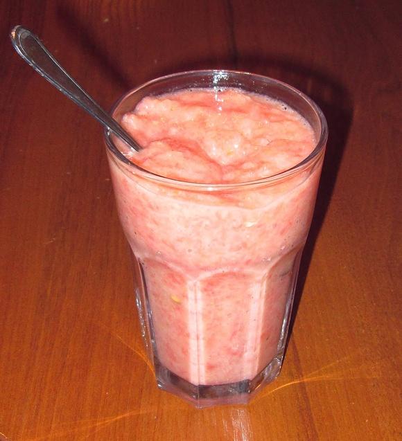 Mus grejpfrutowo-bananowy