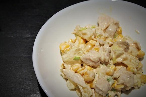 Karnawałowe szaleństwo: kurczak gyros z ananasem i kukurydzą