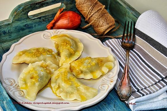Pierogi ze szpinakiem i serem feta