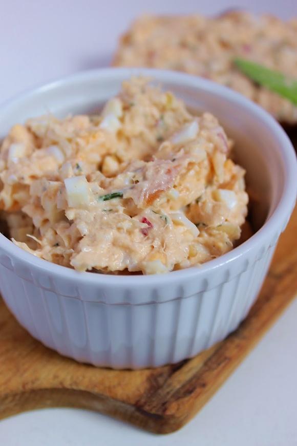 Pasta z dorsza wędzonego na kanapki