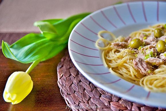 Spaghetti z tuńczykiem i porem