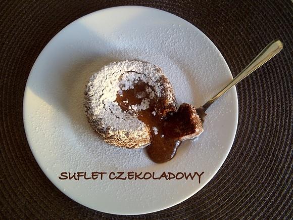 Suflet czekoladowy z płynnym środkiem