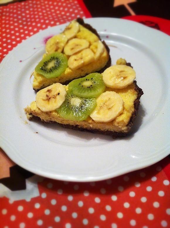 Tarta jaglana bez pieczenia mąki i cukru