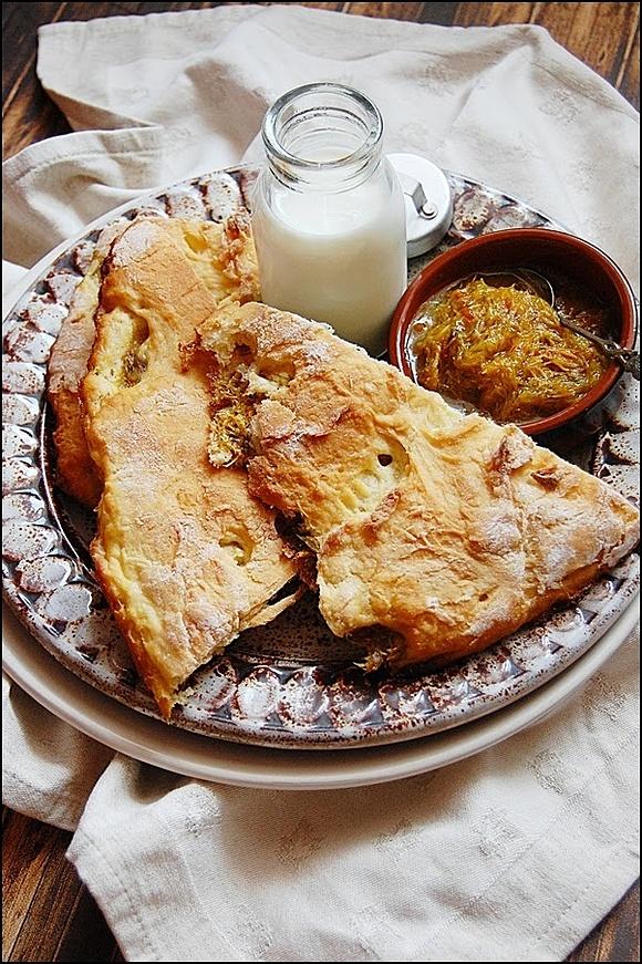 Chlebek mniszkowy