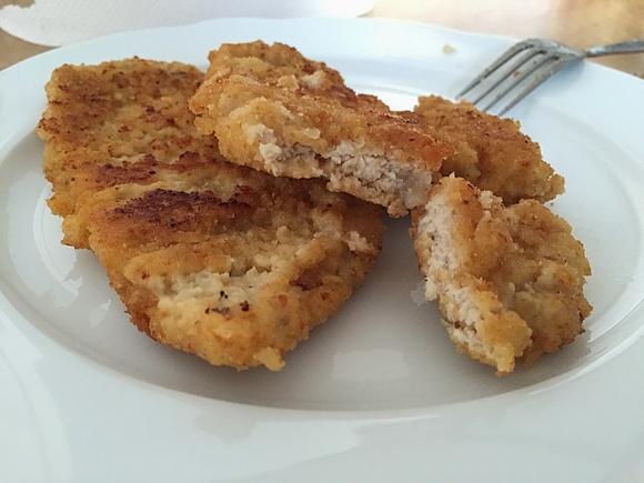 Soczysty schabowy - przepis na delikatny kotlet schabowy