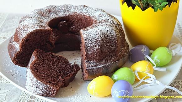 Drożdżowa babka kakaowa