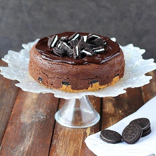 Oreo brownies na ucieranym spodzie