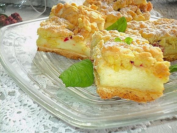 Ciasto kruche z czereśniami i pianką